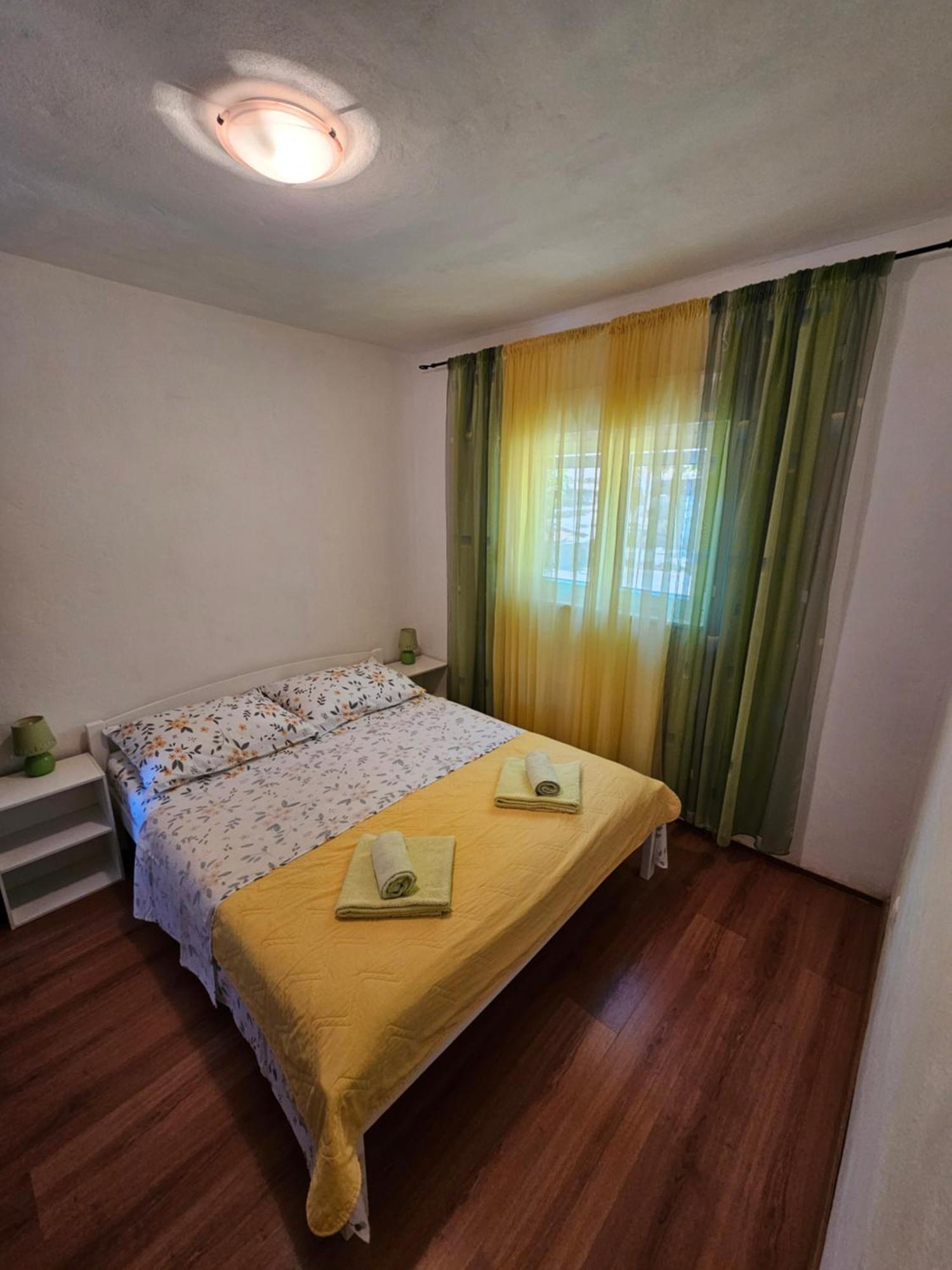וליקי דרבניק Apartments Lucin מראה חיצוני תמונה
